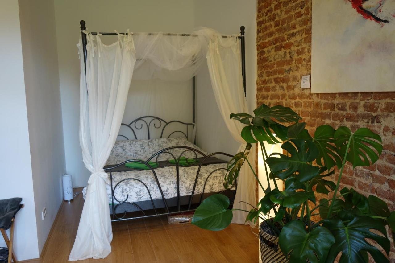 Mille Fleurs - Apartments Вурен Екстер'єр фото