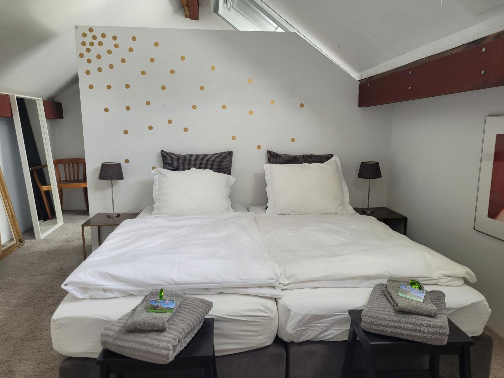 Mille Fleurs - Apartments Вурен Екстер'єр фото